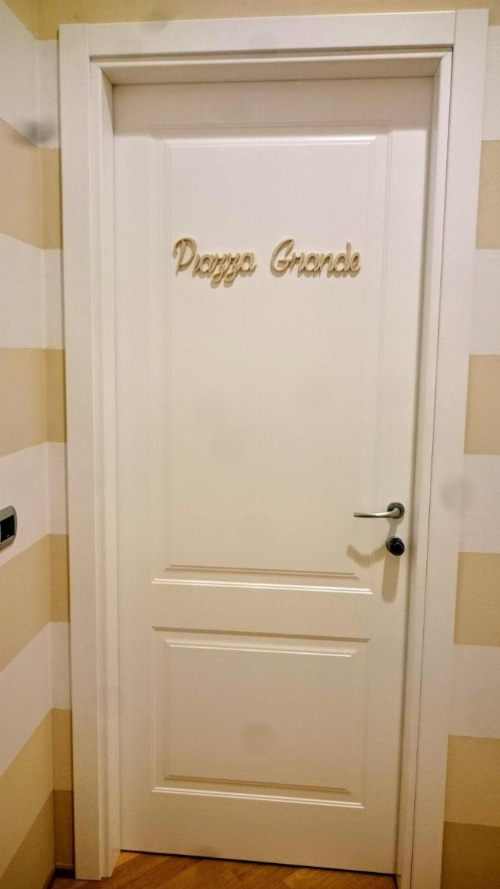 Casa Isolani, Piazza Maggiore image 40