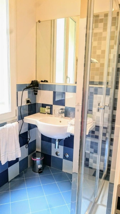 Casa Isolani, Piazza Maggiore image 43