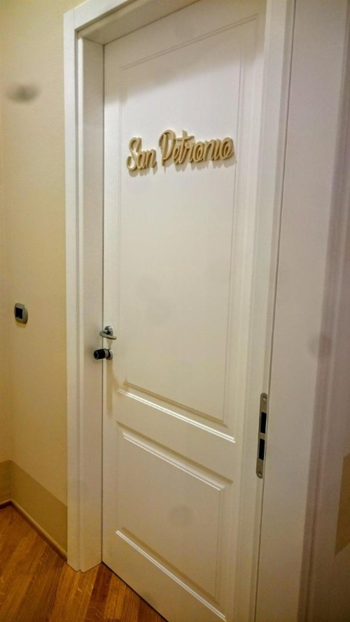 Casa Isolani, Piazza Maggiore image 46