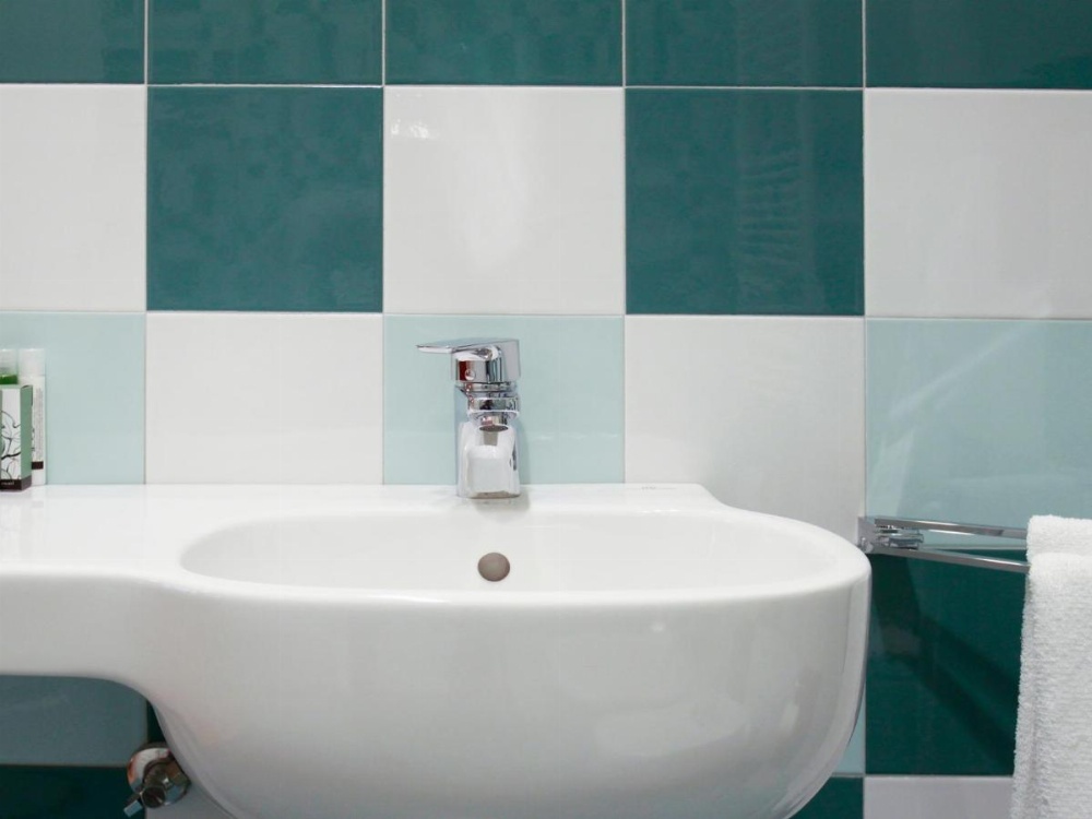 Casa Isolani, Piazza Maggiore